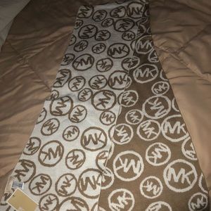Michael Kors Knit Scarf